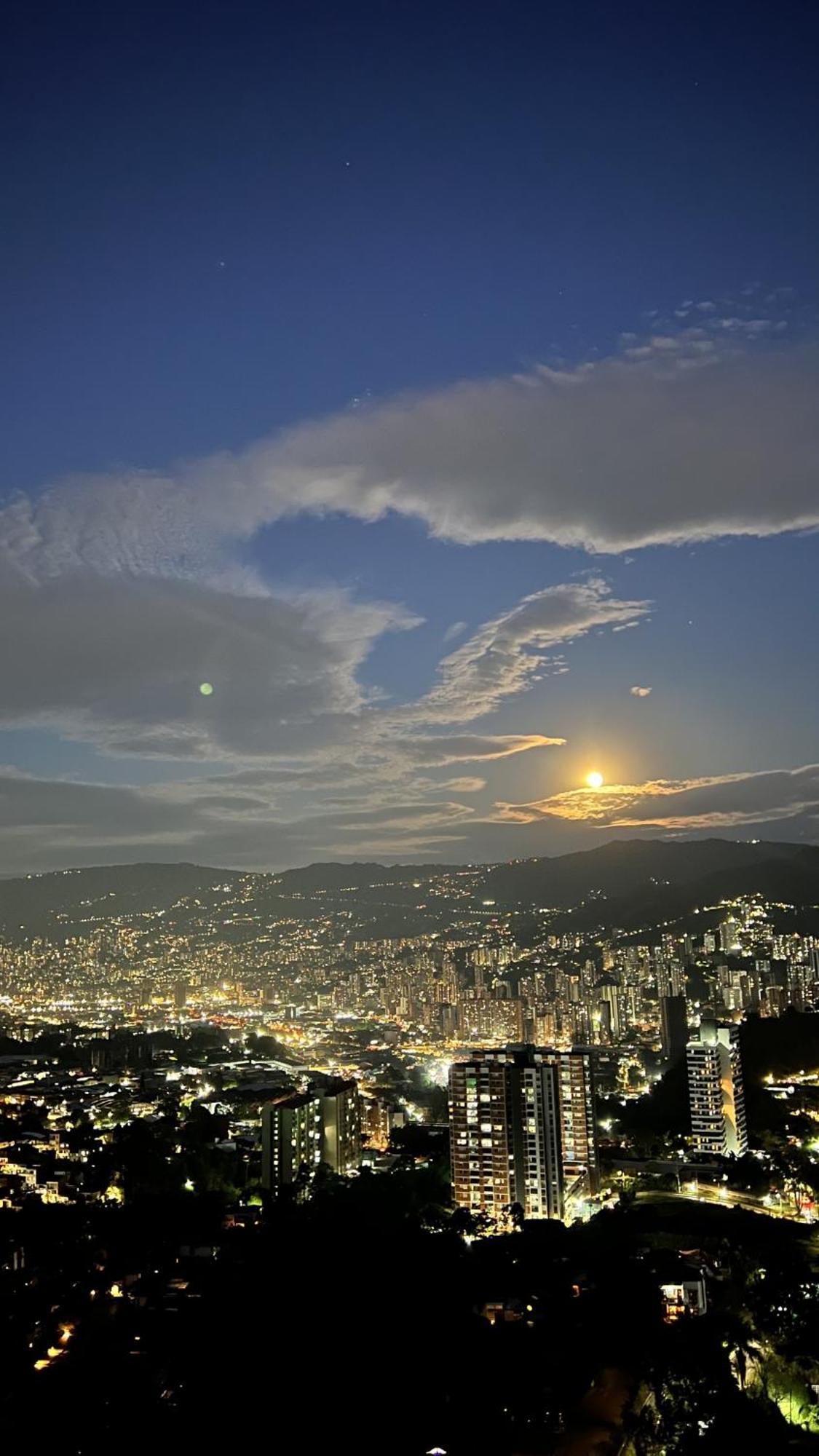 Paraiso En La Ciudad Appartement Medellín Buitenkant foto